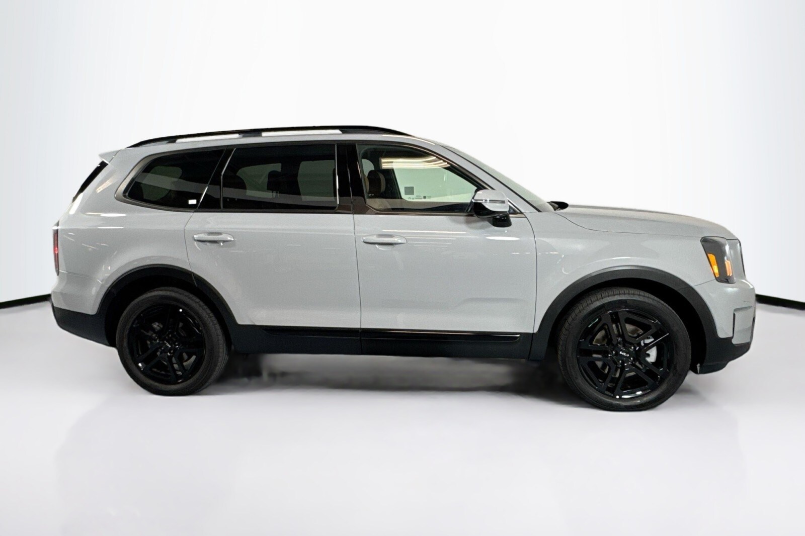 2024 Kia Telluride SX X-Line photo 2
