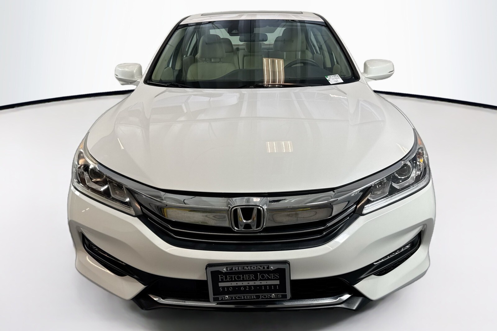 2016 Honda Accord EX photo 2