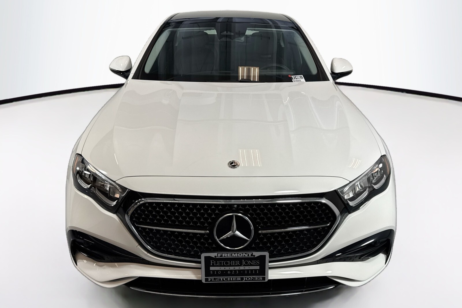 2025 Mercedes Benz E 350 4MATIC Sedan photo 2