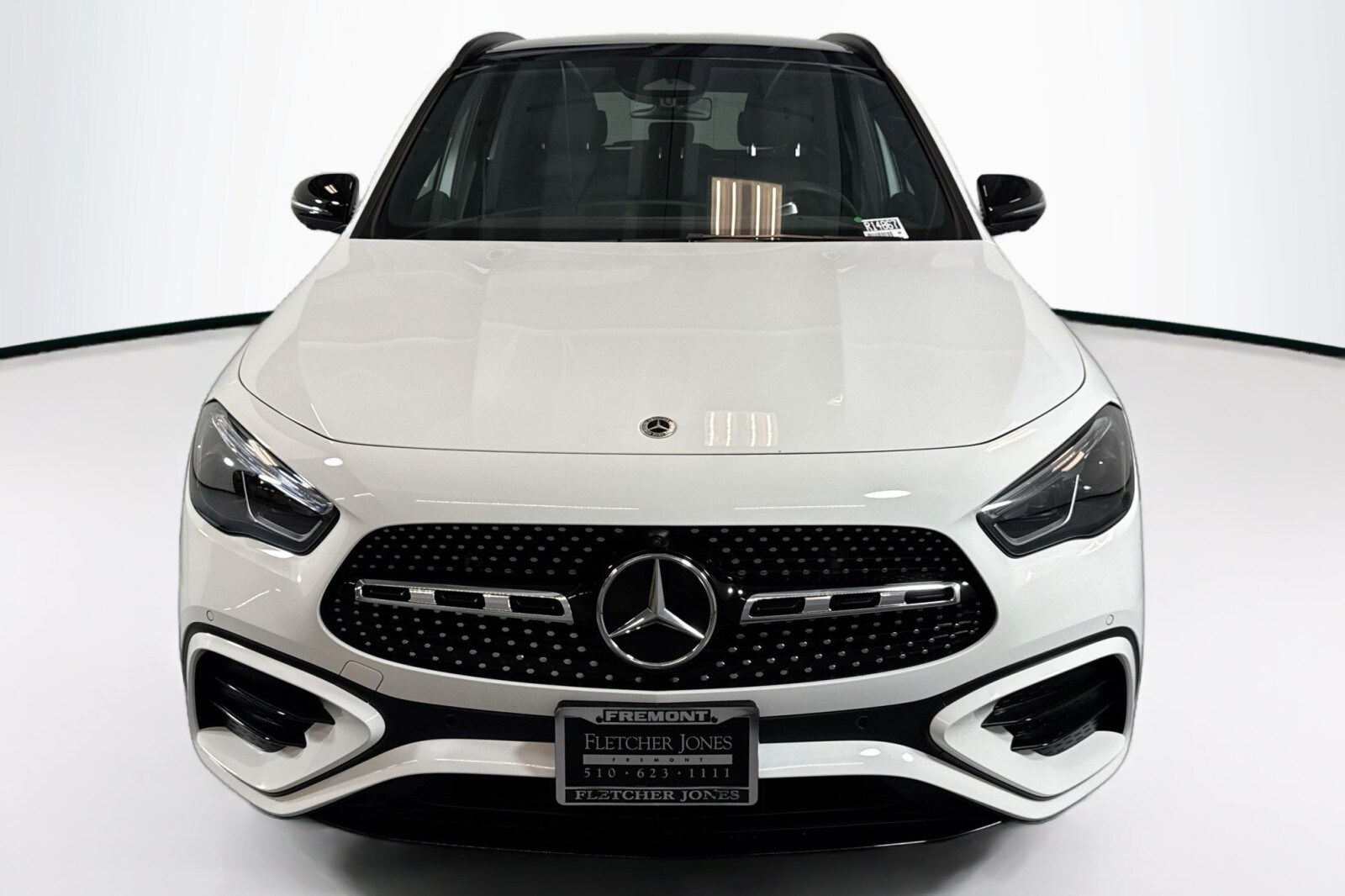 2025 Mercedes Benz GLA 250 photo 2