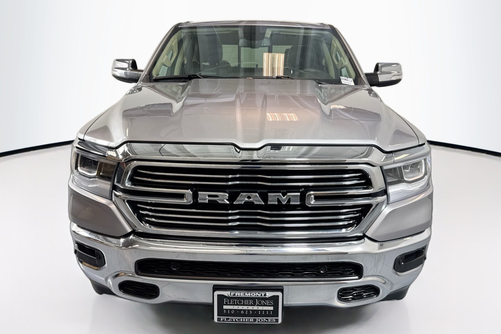 2019 Ram 1500 Laramie photo 2