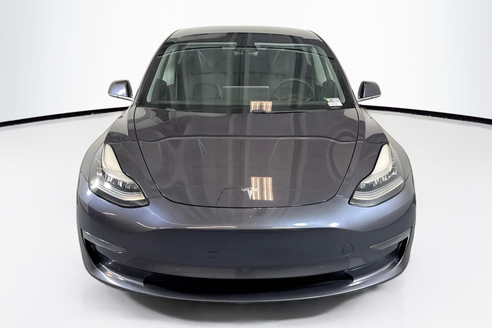 2020 Tesla Model 3 Standard Range photo 2