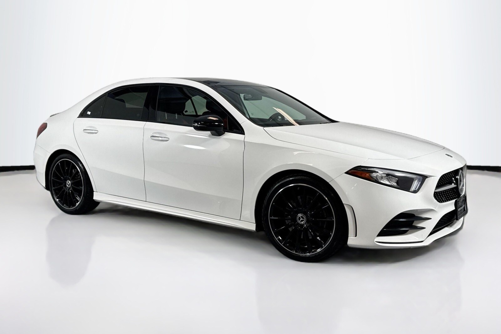 2019 Mercedes Benz A 220 photo 3