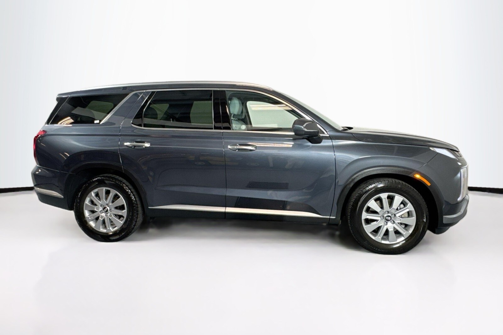 2025 Hyundai Palisade SEL photo 4