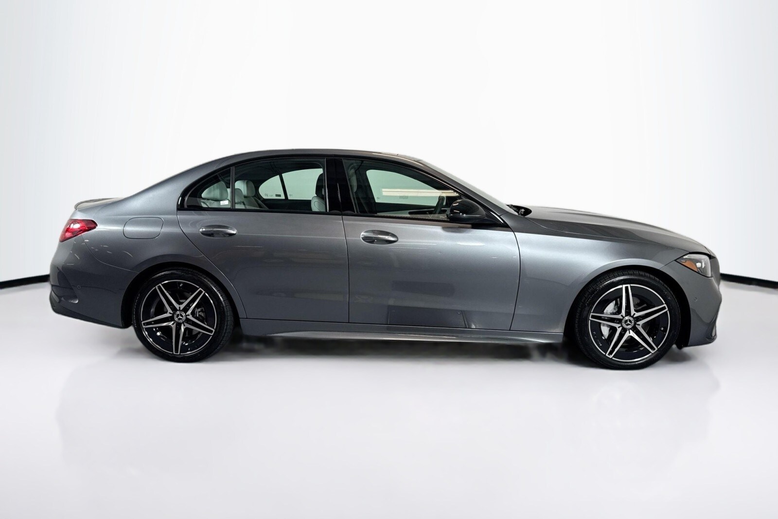 2025 Mercedes Benz C 300 Sedan photo 4