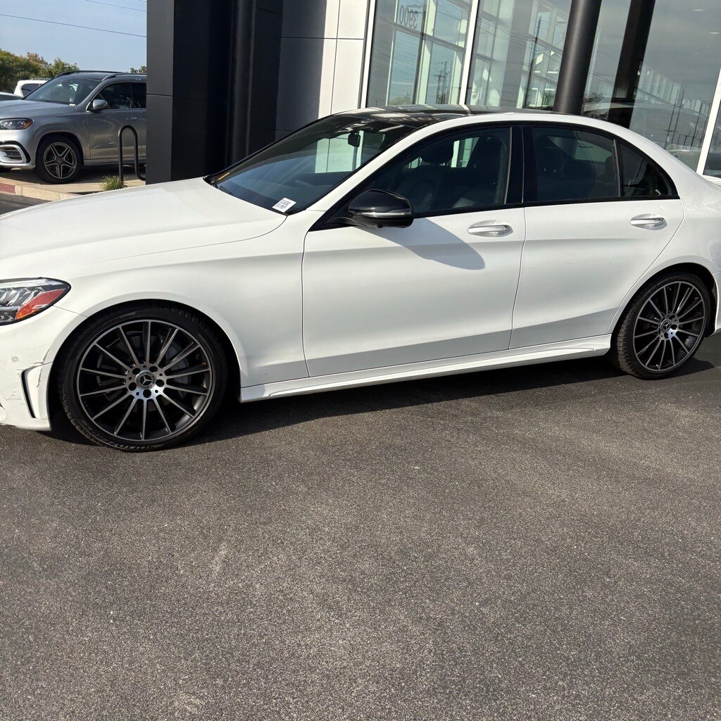 2020 Mercedes Benz C 300 Sedan photo 4