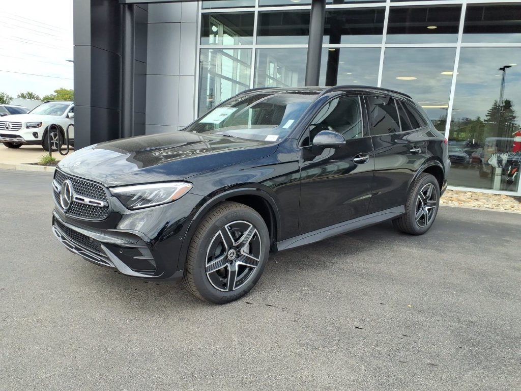 New 2027 Mercedes-Benz GLC 300 SUV