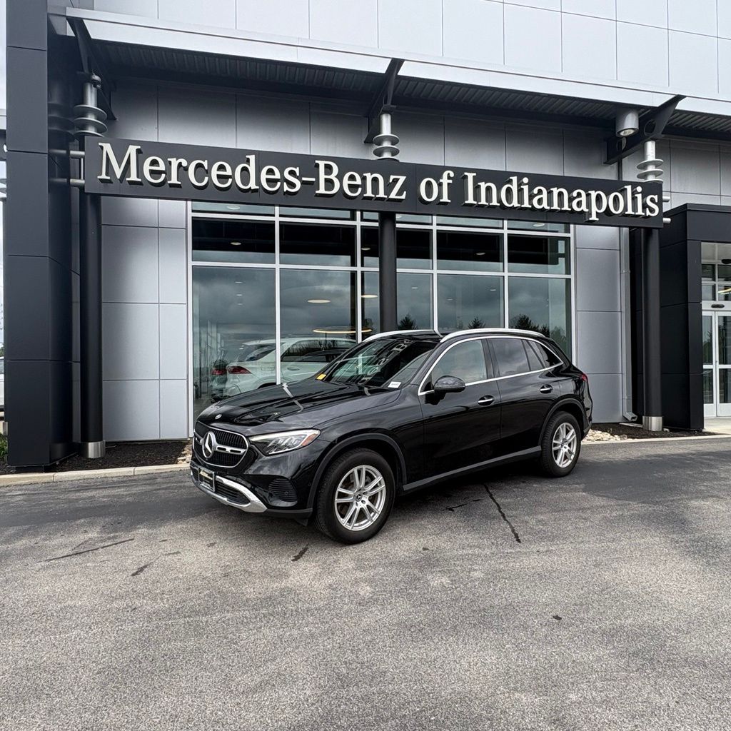2023 Mercedes-Benz GLC