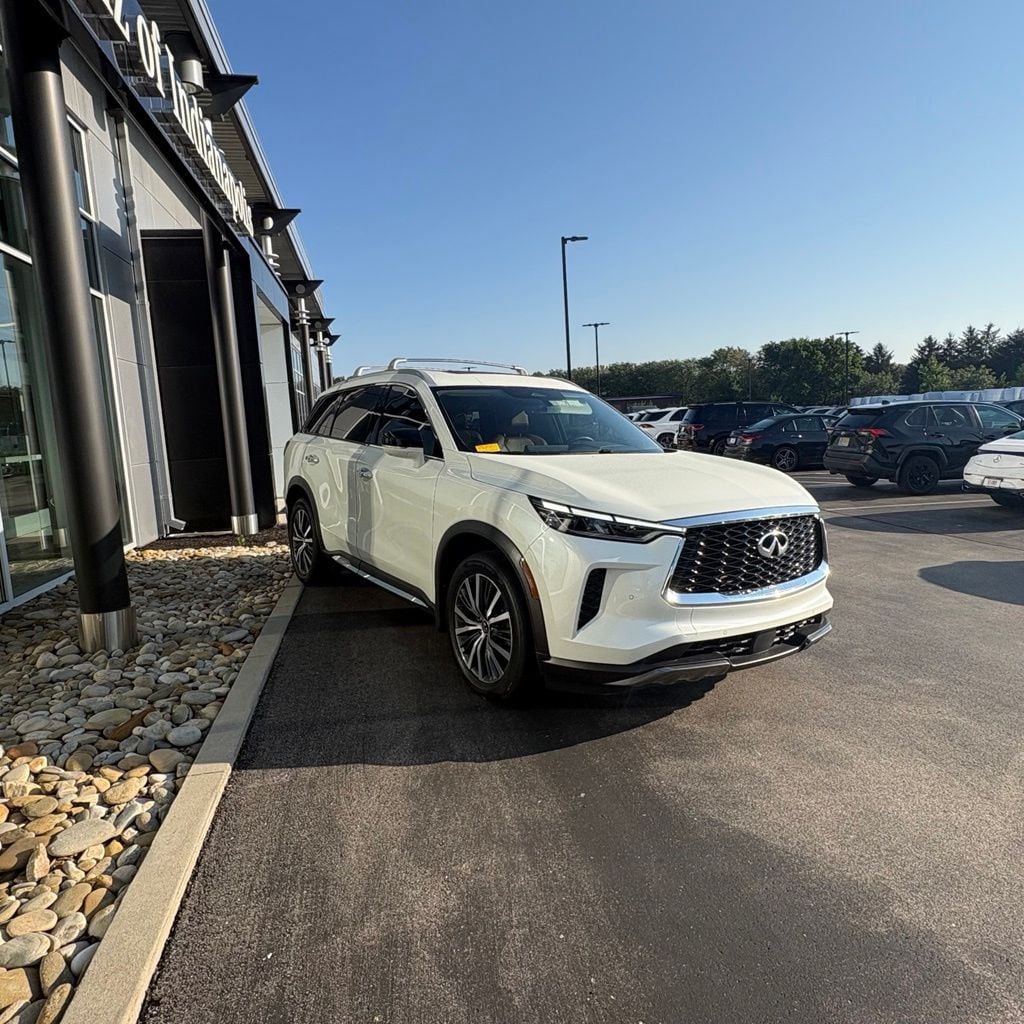 Used 2023 INFINITI QX60 Sensory SUV