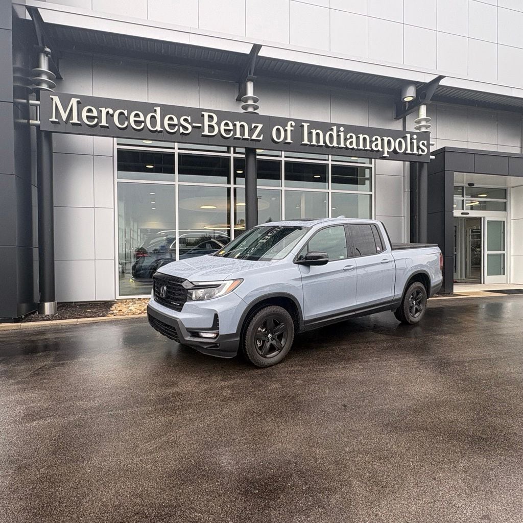 2022 Honda Ridgeline Black Edition's photo
