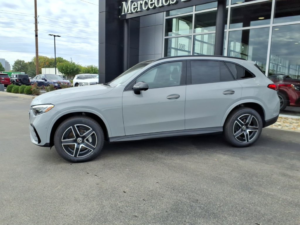 New 2027 Mercedes-Benz GLC 300 SUV