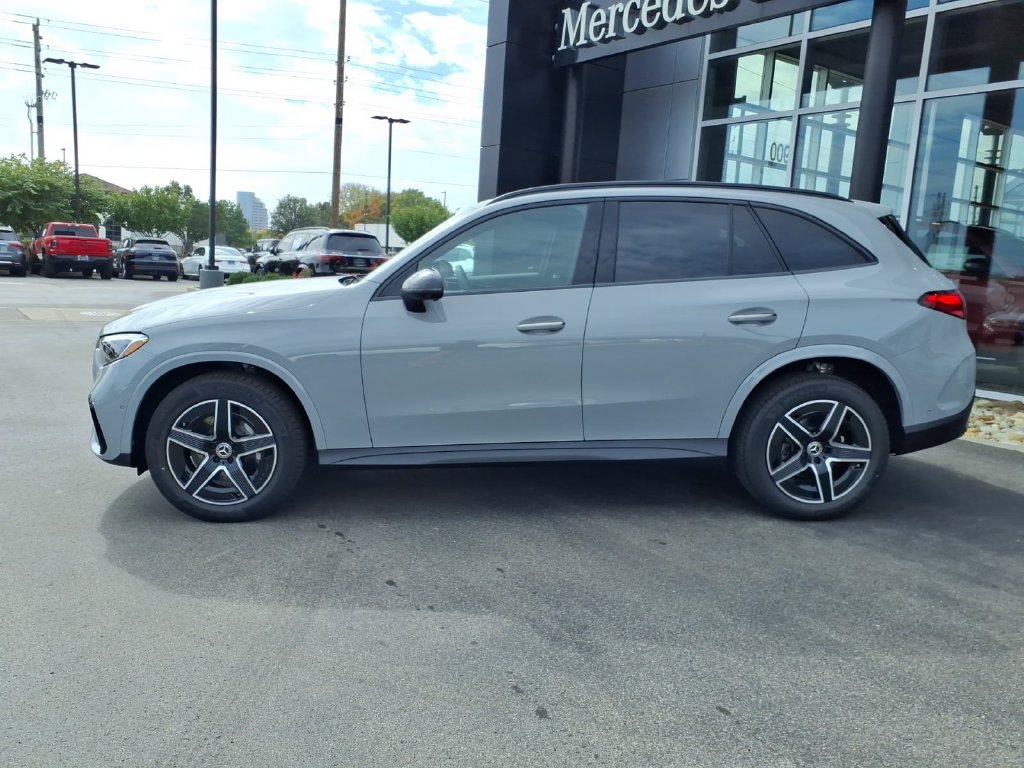 New 2027 Mercedes-Benz GLC 300 SUV