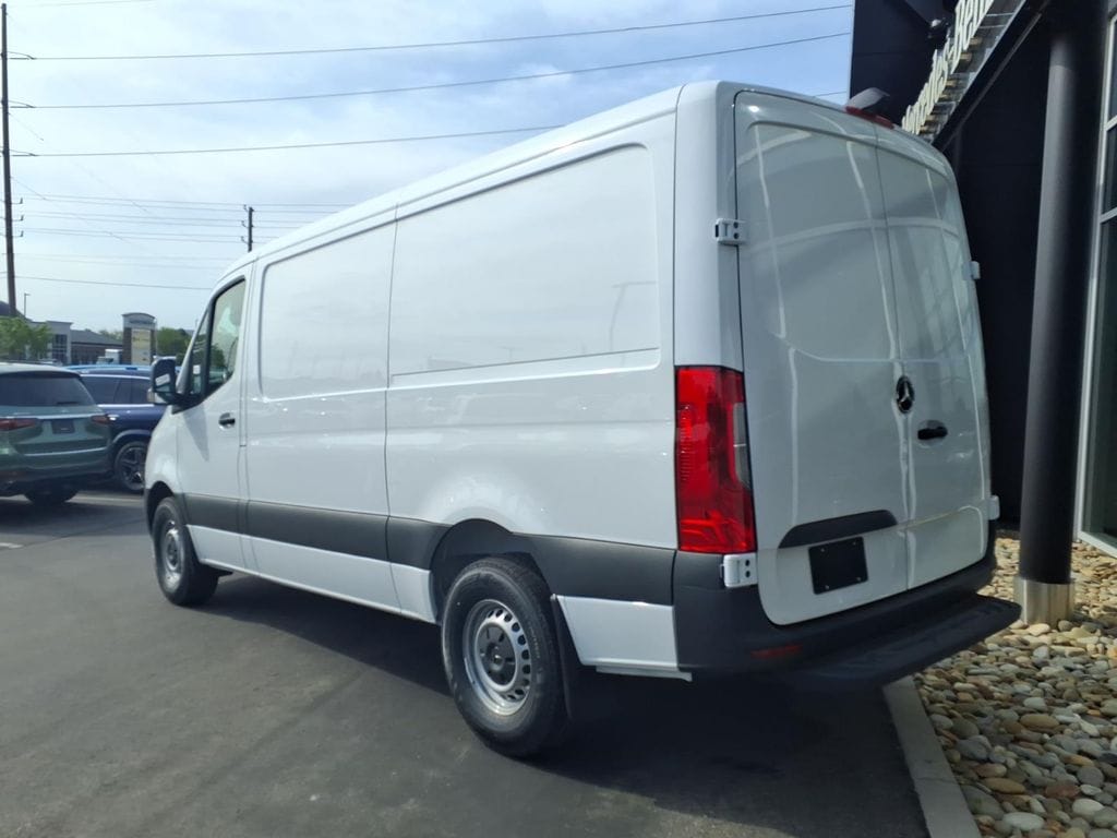New 2026 Mercedes-Benz Sprinter 2500 Standard Roof 4-Cyl Diesel