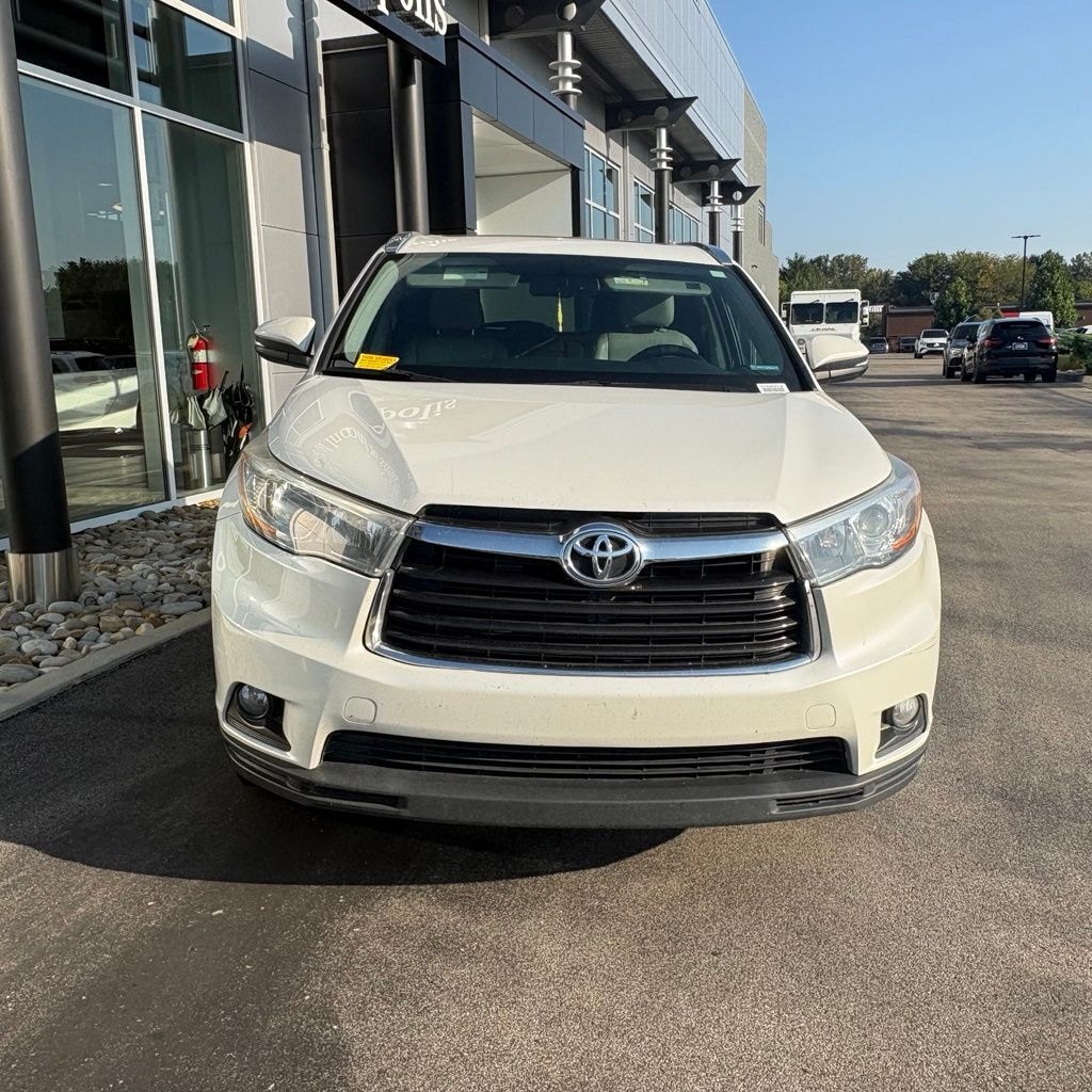 Used 2016 Toyota Highlander XLE V6 SUV