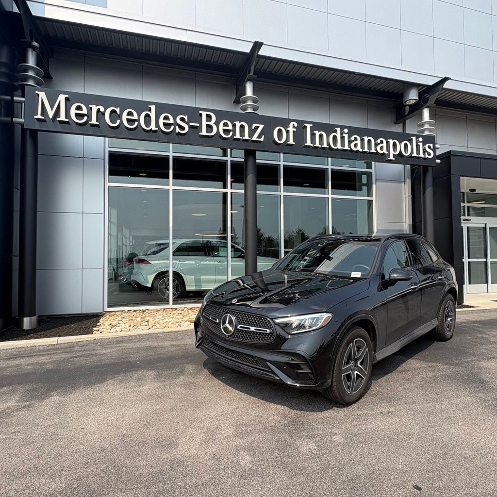 2026 Mercedes-Benz GLC
