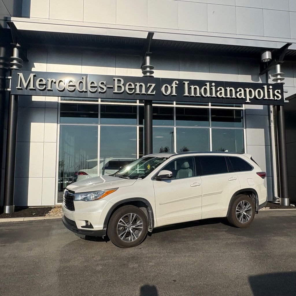Used 2016 Toyota Highlander XLE V6 SUV