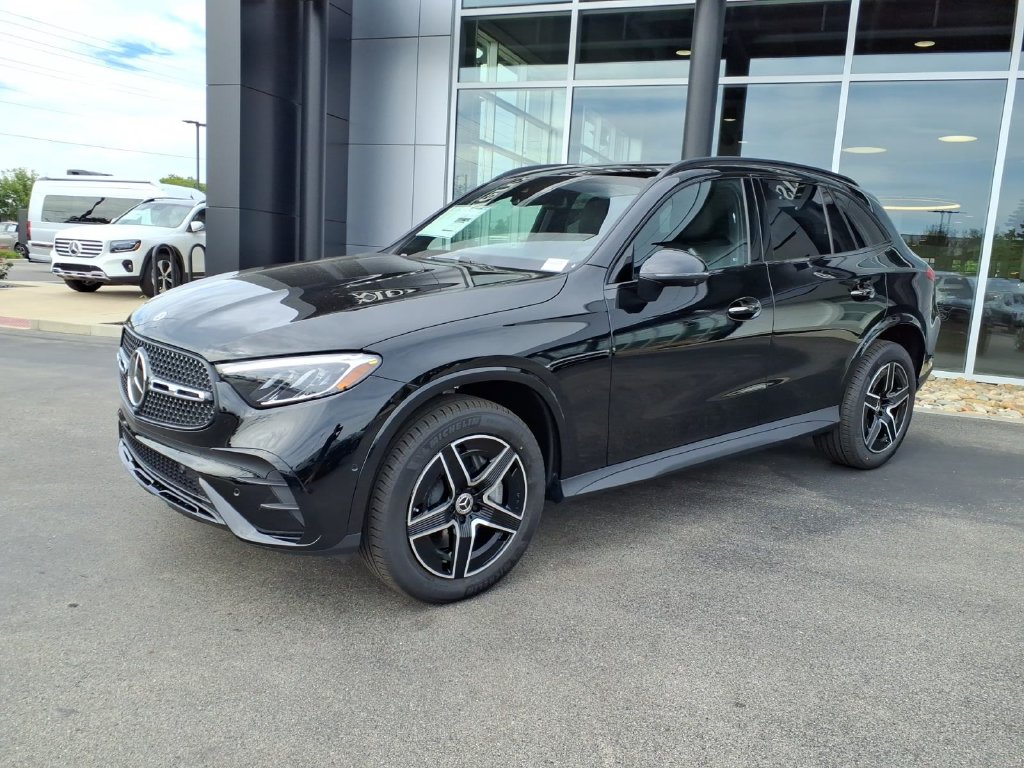 New 2027 Mercedes-Benz GLC 300 SUV