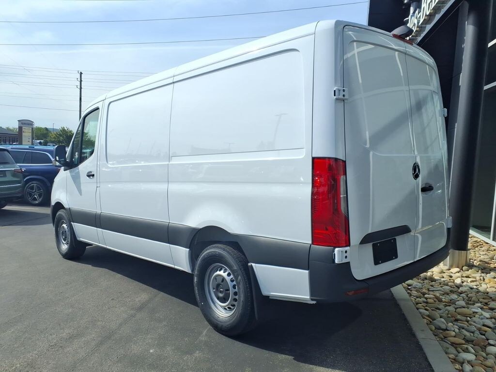 New 2026 Mercedes-Benz Sprinter 2500 Standard Roof 4-Cyl Diesel
