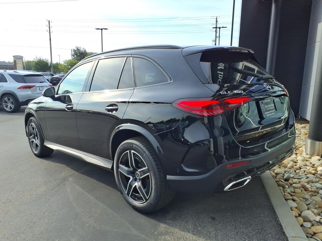 New 2027 Mercedes-Benz GLC 300 4MATIC SUV