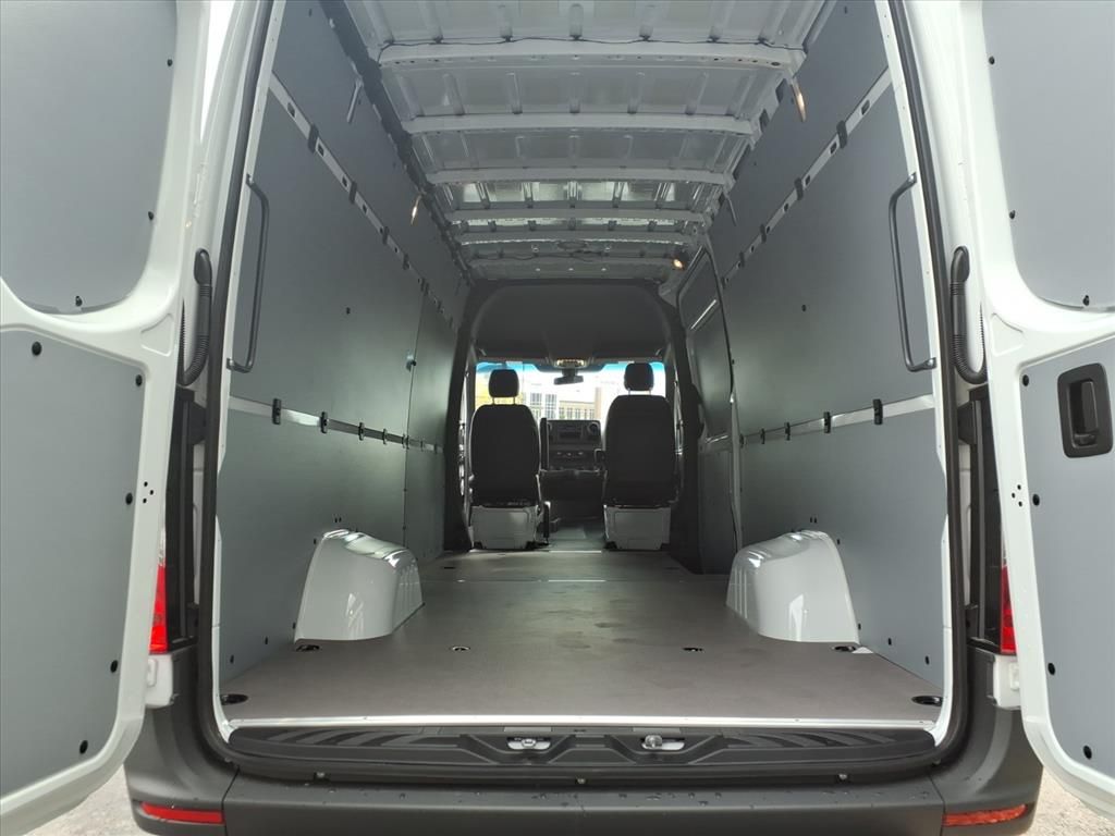 2026 Mercedes-Benz Sprinter Cargo Van Base - Photo 25