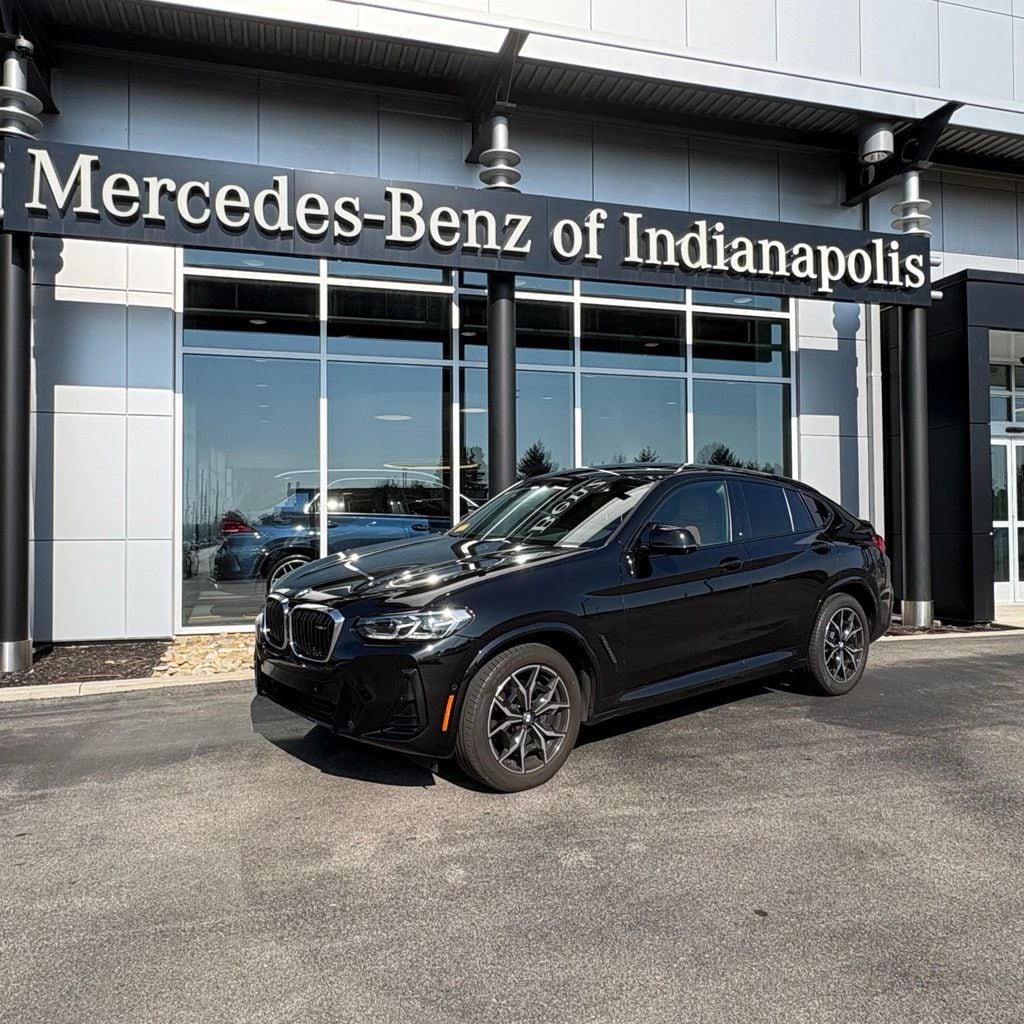 2023 BMW X4 M40i's photo