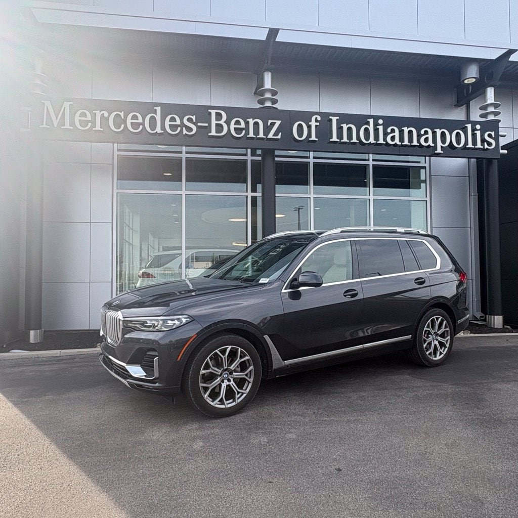 2021 BMW X7 40i