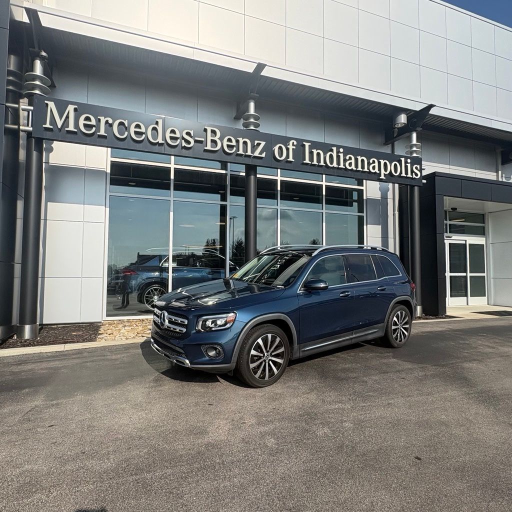2022 Mercedes-Benz GLB GLB 250 4MATIC's photo