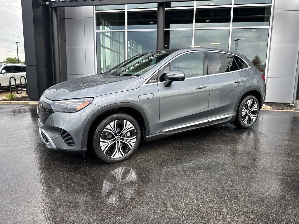 2026 Mercedes Benz EQE SUV 4MATIC photo 2