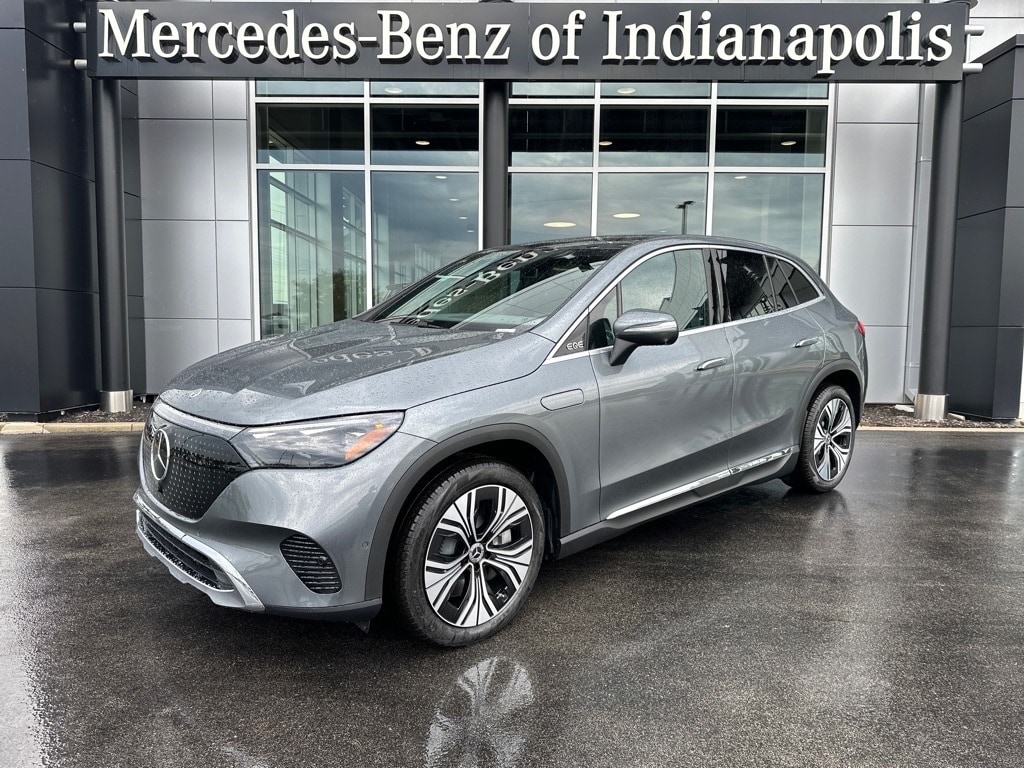 2026 Mercedes-Benz EQE SUV Base's photo