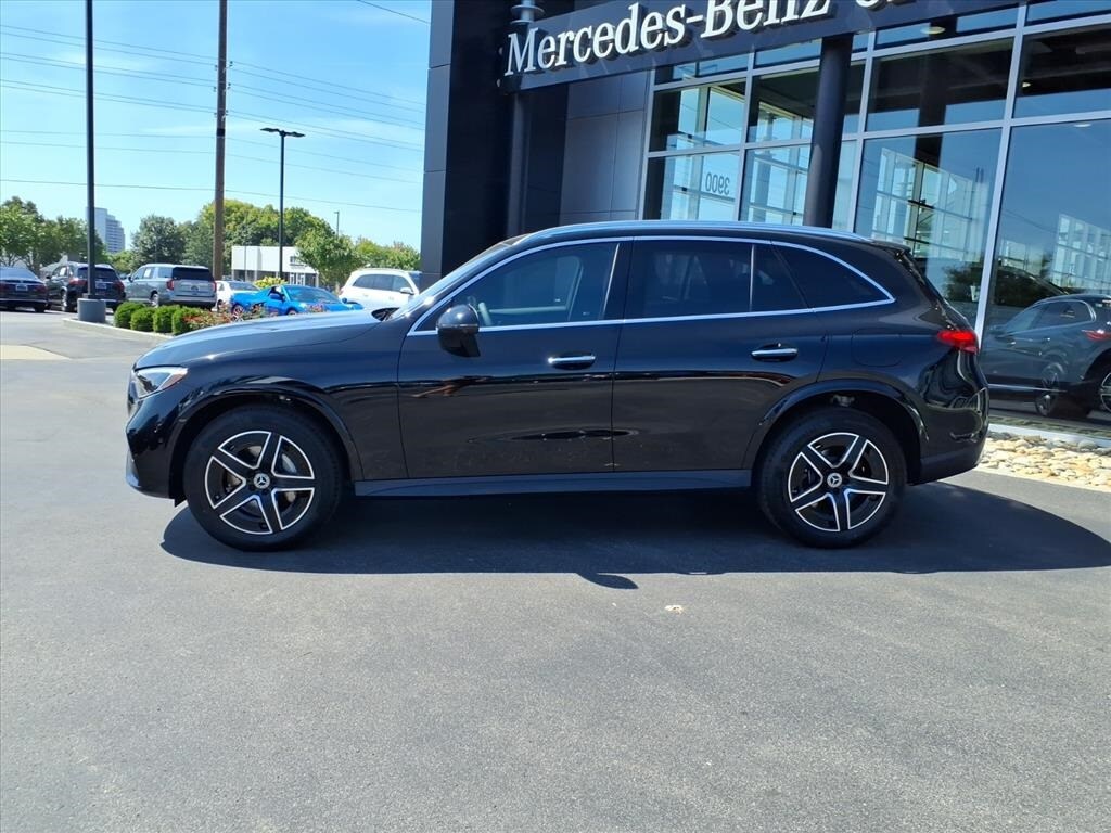 2026 Mercedes Benz GLC 350e 4MATIC photo 4