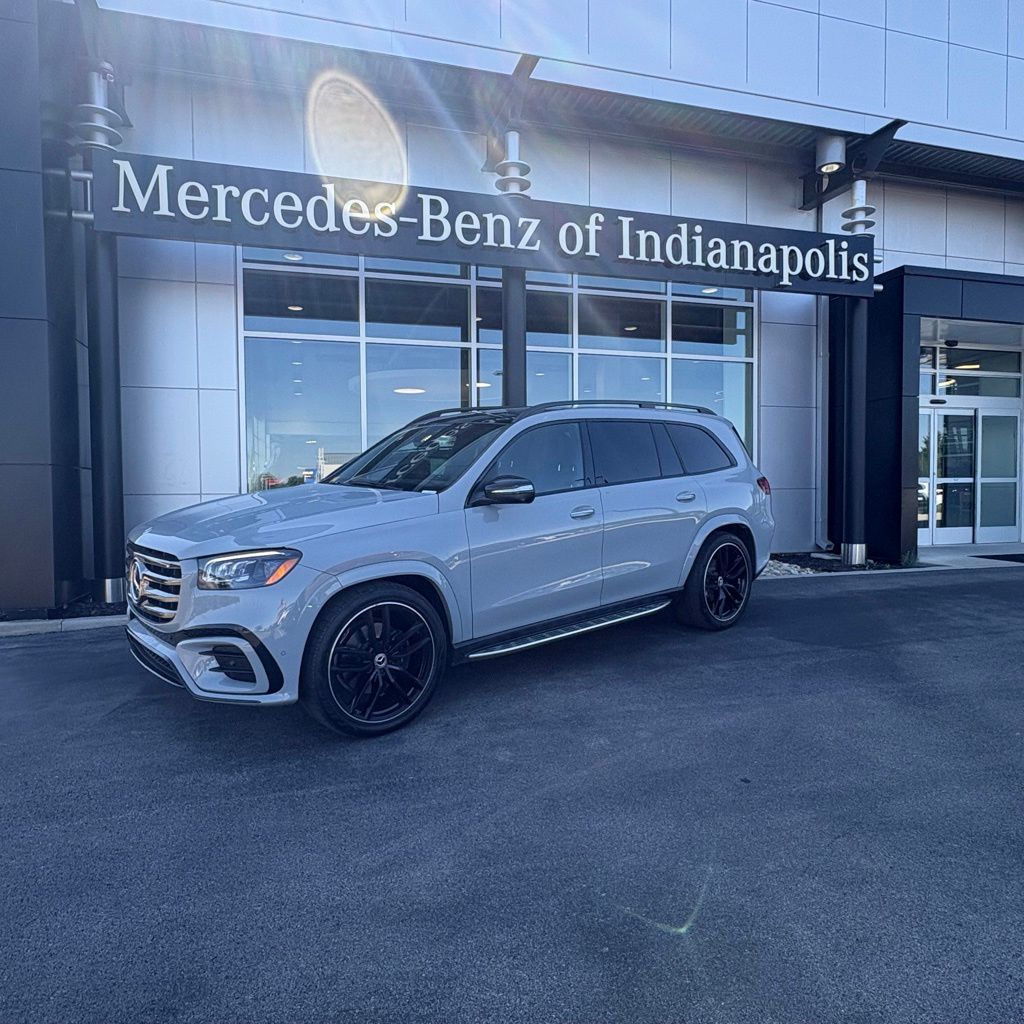 2024 Mercedes-Benz GLS GLS 580 4MATIC's photo