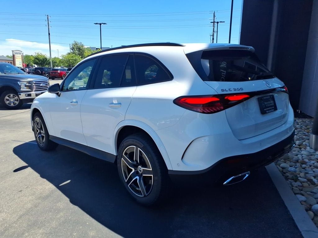 New 2026 Mercedes-Benz GLC 300 4MATIC SUV