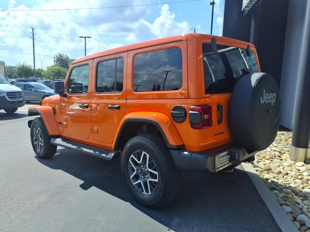 Used 2025 Jeep Wrangler Sahara SUV