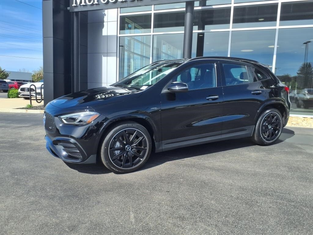 2025 Mercedes Benz GLA AMG 35 4MATIC photo 2