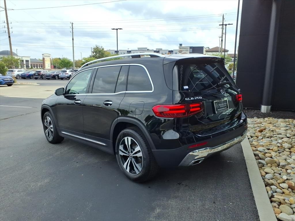 New 2025 Mercedes-Benz GLB 250 4MATIC SUV