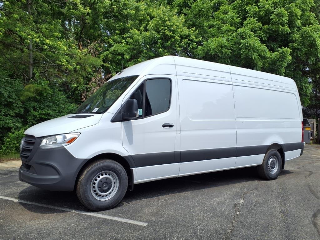 New 2025 Mercedes-Benz Sprinter 2500 High Roof 4-Cyl Diesel HO Van Cargo Van