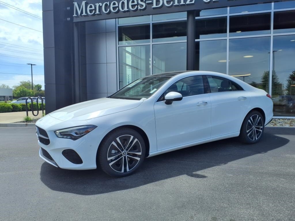 2025 Mercedes Benz CLA 250 4MATIC photo 2