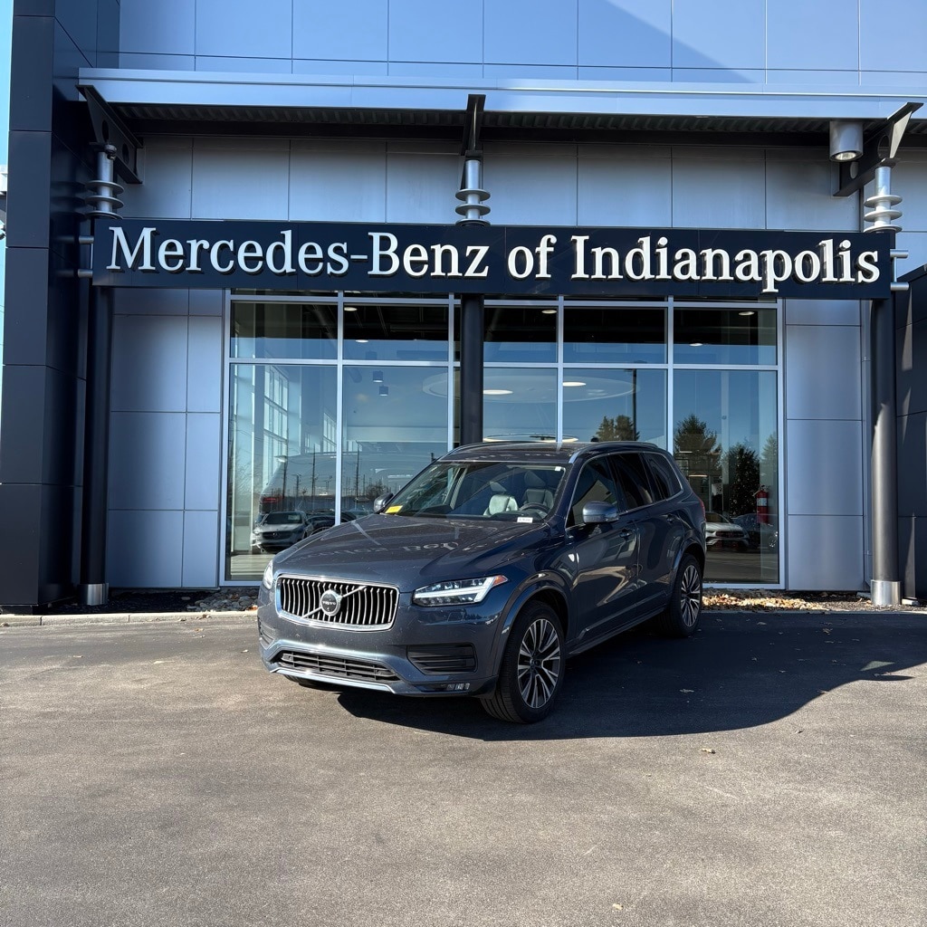 Used 2022 Volvo XC90 T6 Momentum SUV