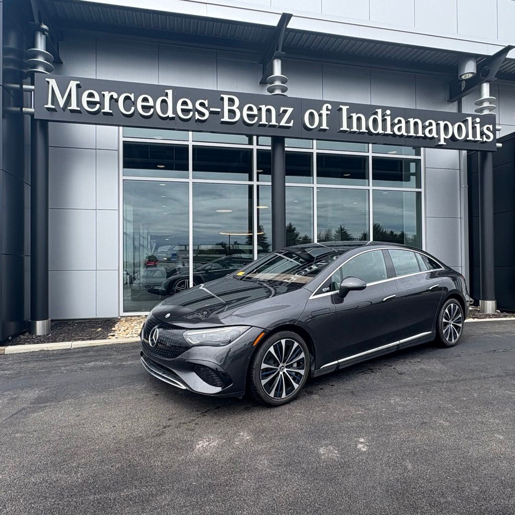 2023 Mercedes-Benz EQE EQE 500 4Matic's photo