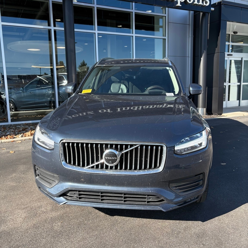 Used 2022 Volvo XC90 T6 Momentum SUV