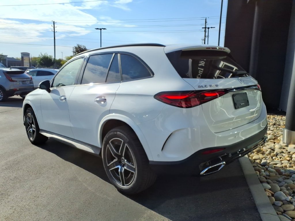 New 2027 Mercedes-Benz GLC 300 SUV