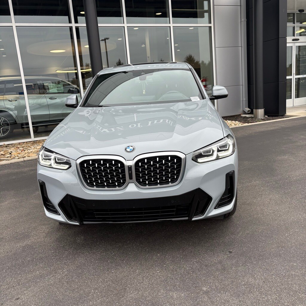 2024 Bmw X4 xDrive30i photo 2