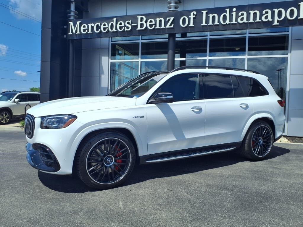 2025 Mercedes Benz GLS AMG 63 4MATIC photo 2