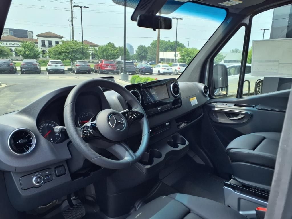 2025 Mercedes-Benz Sprinter Passenger Van Base - Photo 16