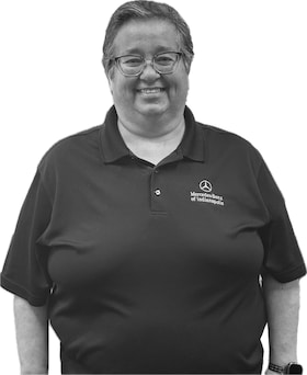 Staff member Debbie Rowbotham from ID_7f0781