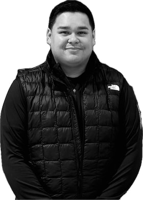 Staff member Chris Oliva from ID_7f0781