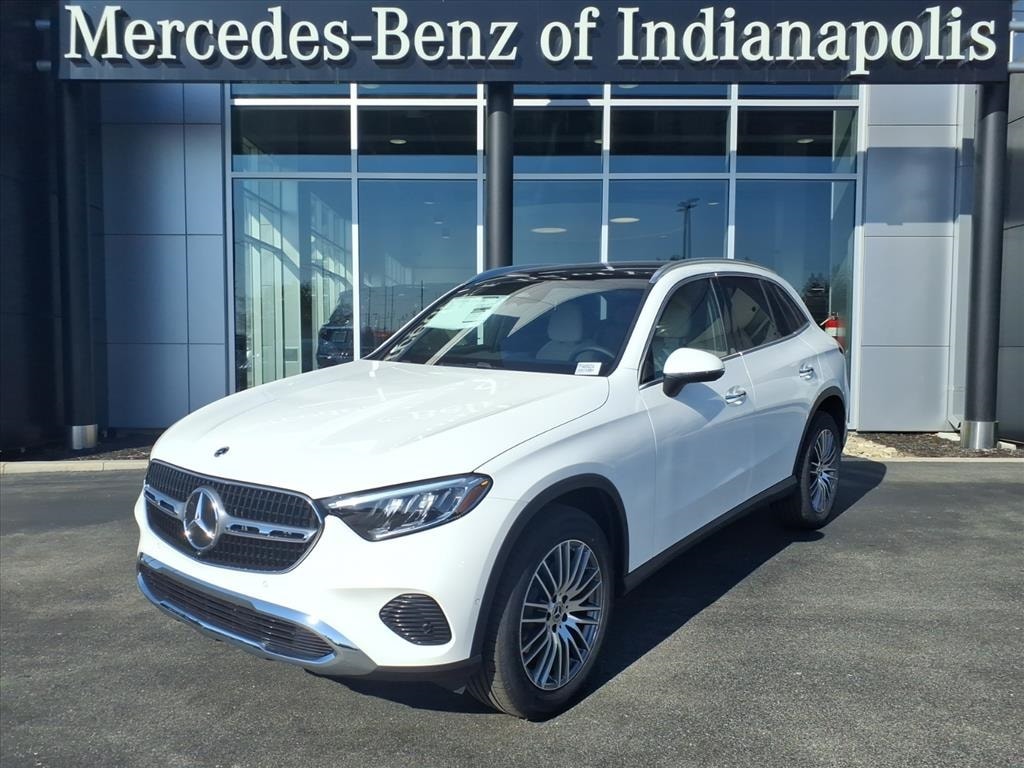 2026 Mercedes-Benz GLC Base's photo
