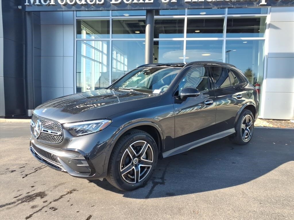 2026 Mercedes Benz GLC 300 4MATIC photo 2