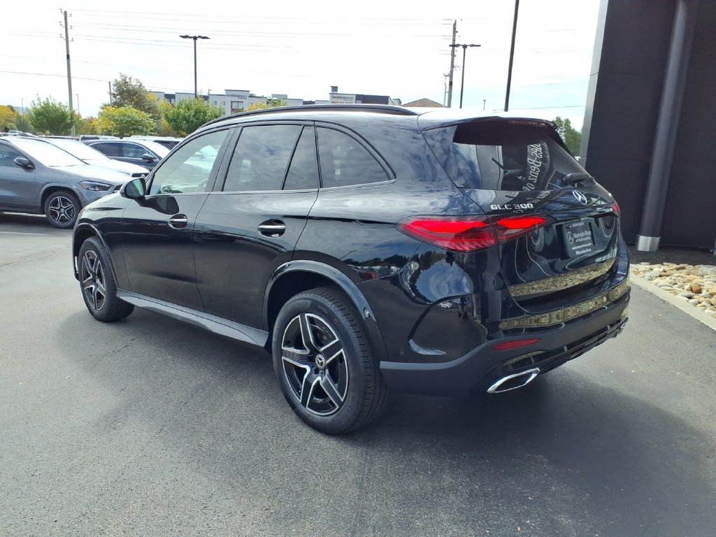 New 2027 Mercedes-Benz GLC 300 SUV