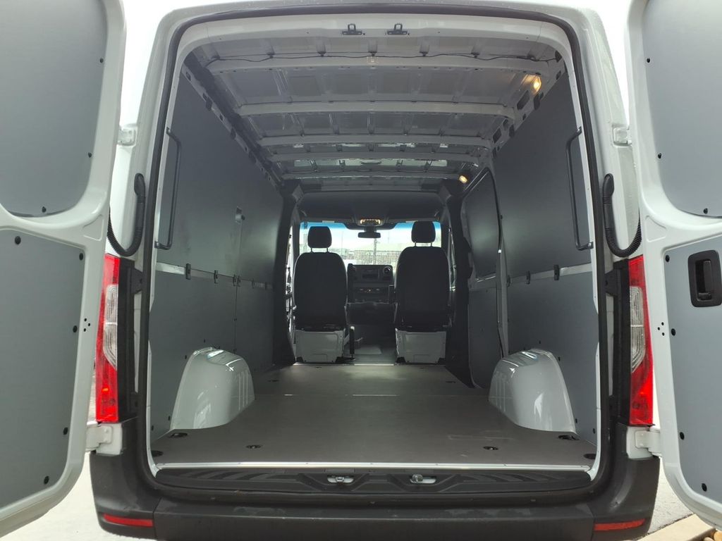2026 Mercedes-Benz Sprinter Cargo Van Base - Photo 25